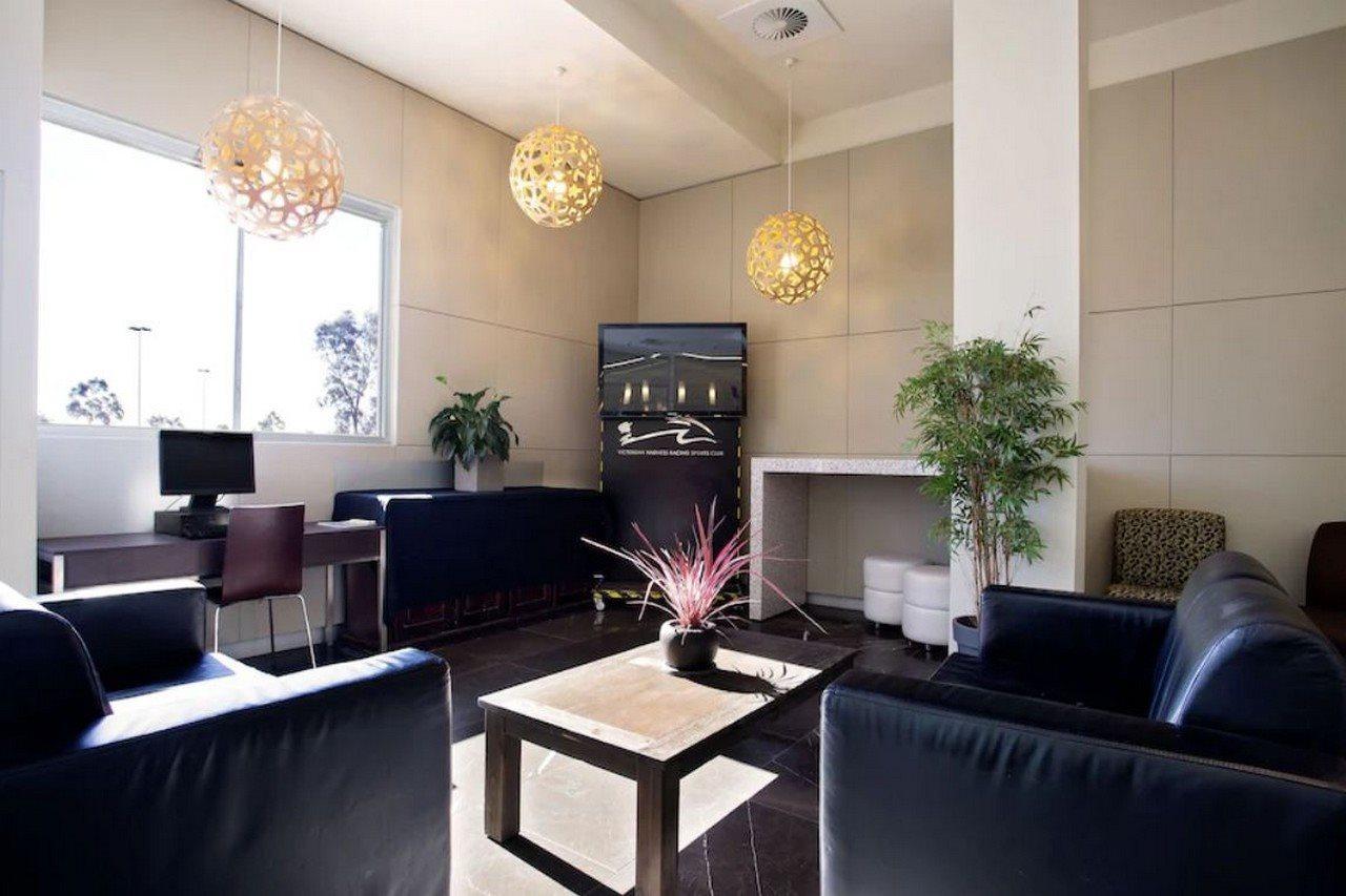 Mantra Melbourne Melton Hotel Eksteriør billede