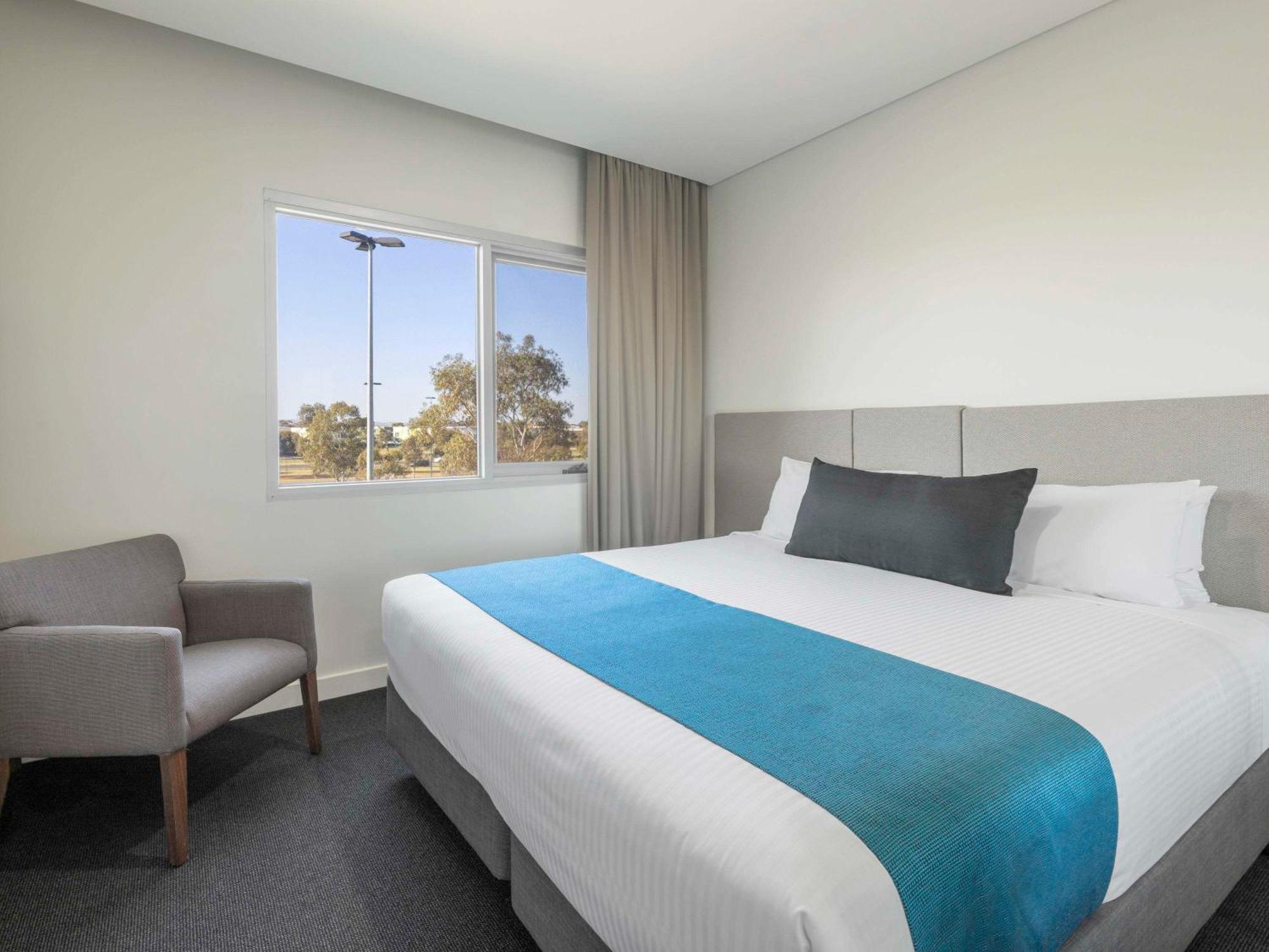 Mantra Melbourne Melton Hotel Eksteriør billede
