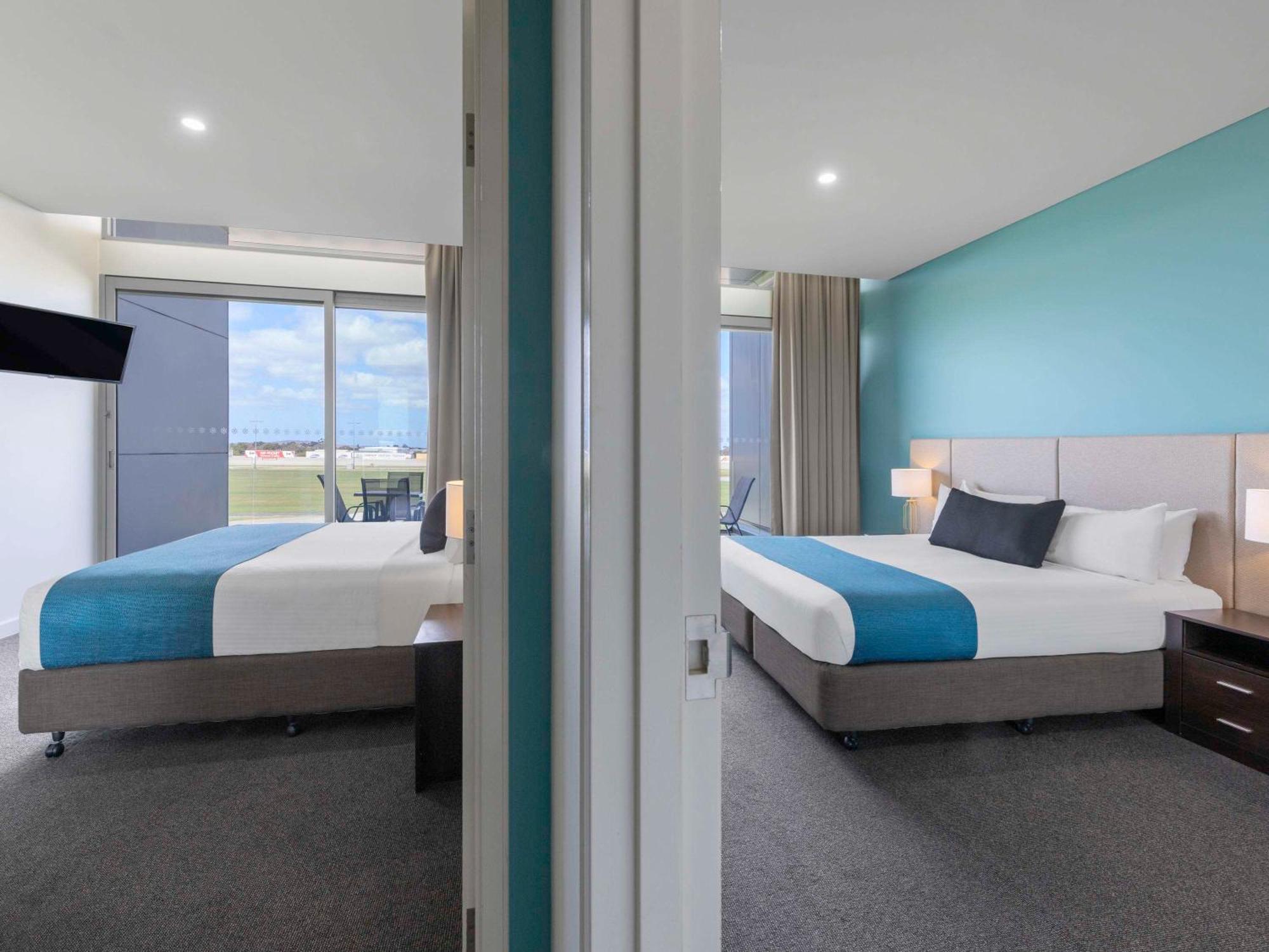 Mantra Melbourne Melton Hotel Eksteriør billede